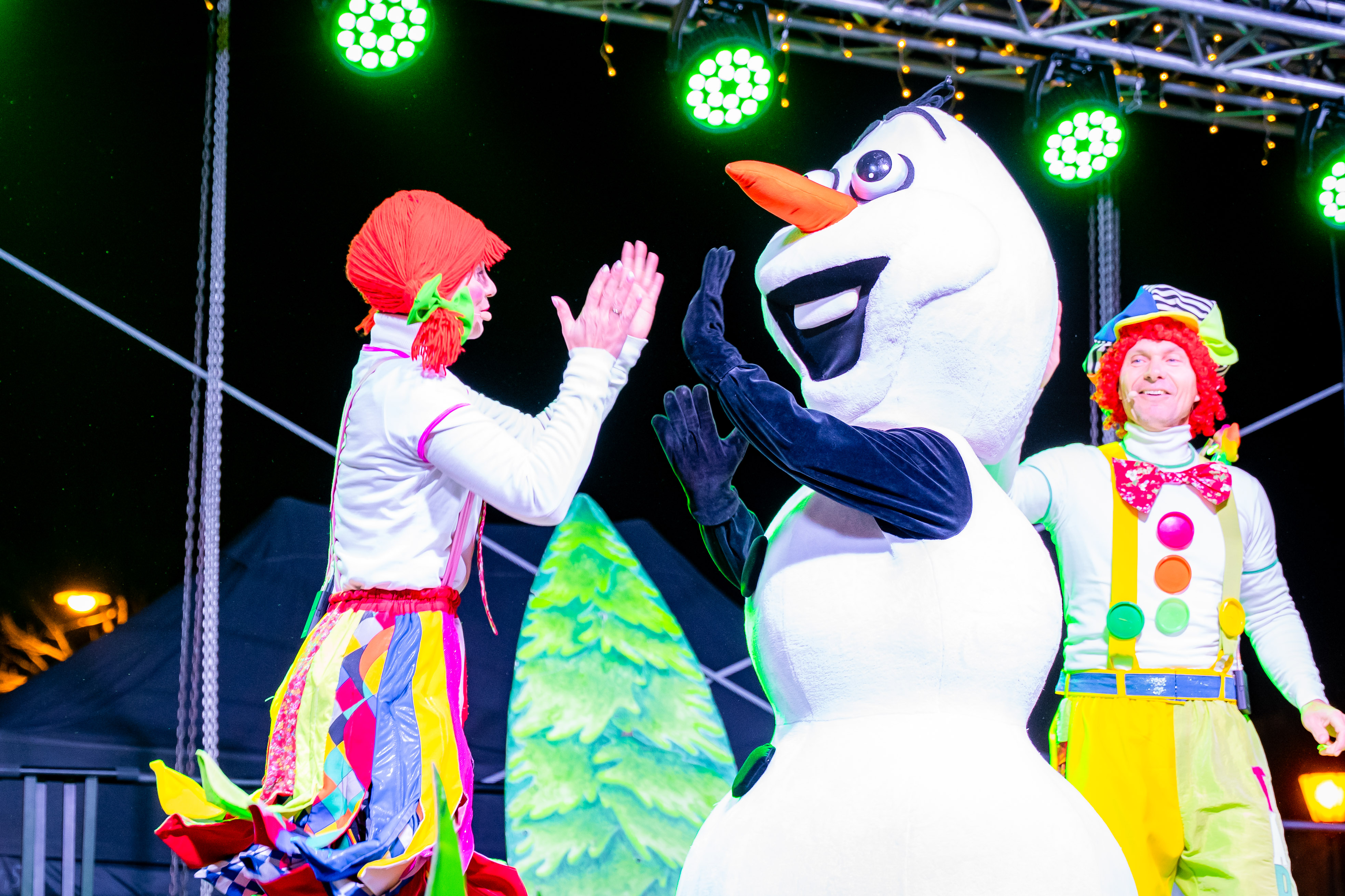 Kosicke rozpravkove Vianoce - Mikulas na Hlavnej-6